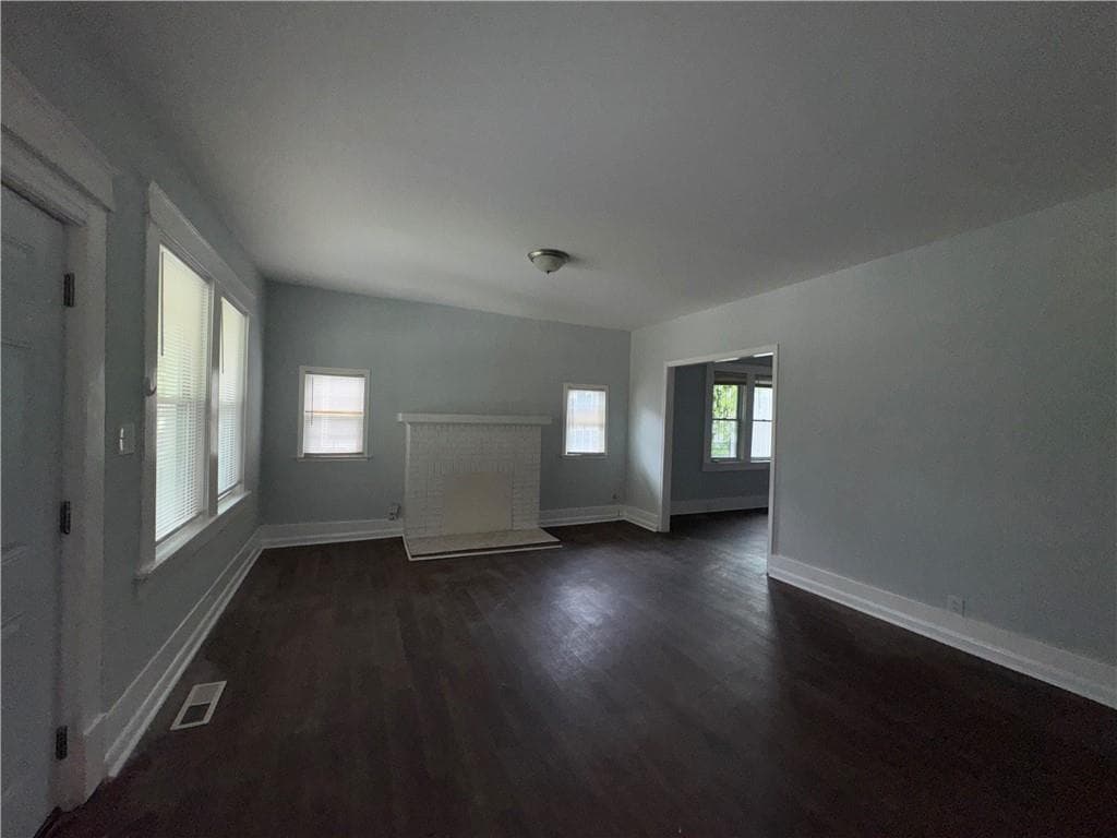 5 bedroom, 3 bathroom, 1,700 sq ft single family residence for rent at 1462 Lucile Avenue, Atlanta, GA 30310 for $2,300 a month — photo 4