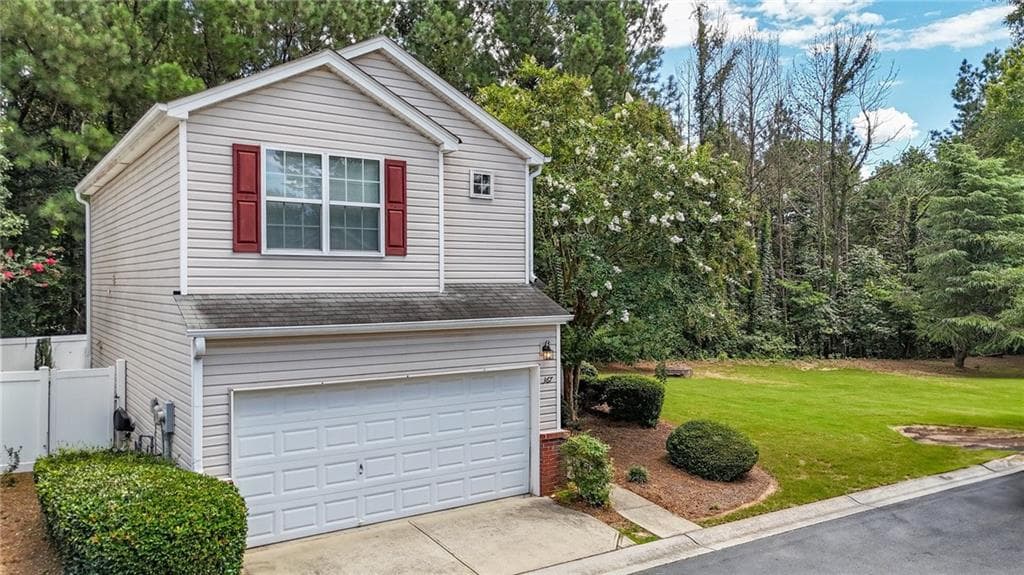 3 bedroom, 3 bathroom, 1,232 sq ft single family residence sold at 367 Hiawassee Drive, Woodstock, GA 30188