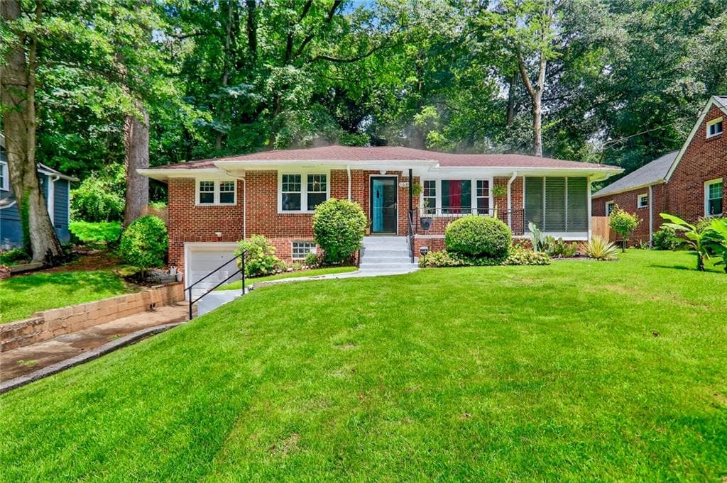 2 bedroom, 1 bathroom, 1,285 sq ft single family residence sold at 1649 Orlando Street, Atlanta, GA 30311