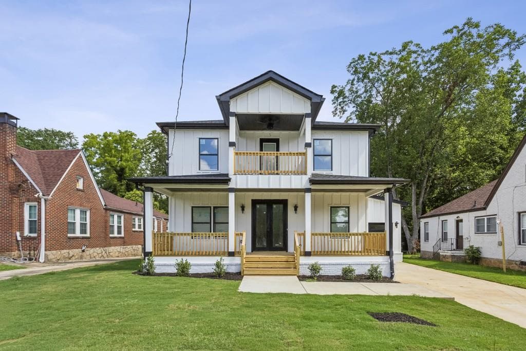 4 bedroom, 3 bathroom, 3,000 sq ft single family residence sold at 1593 Westhaven Drive, Atlanta, GA 30311