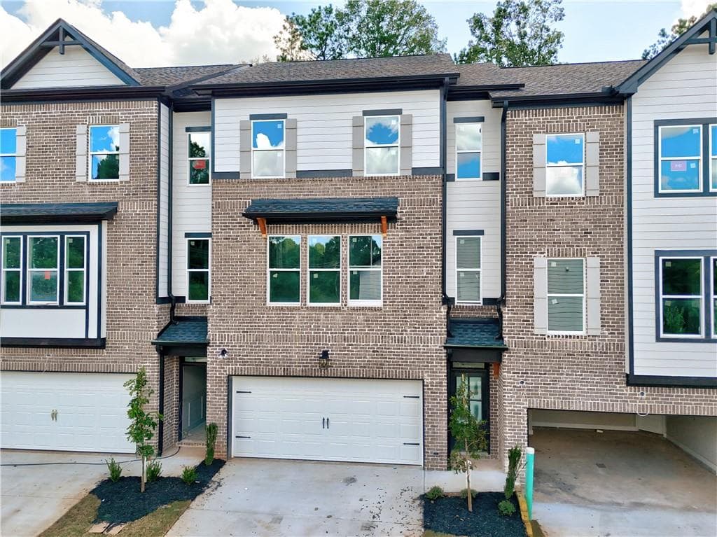 4 Rock Park Way 14, Tucker, GA 30084 — most recent listing photo