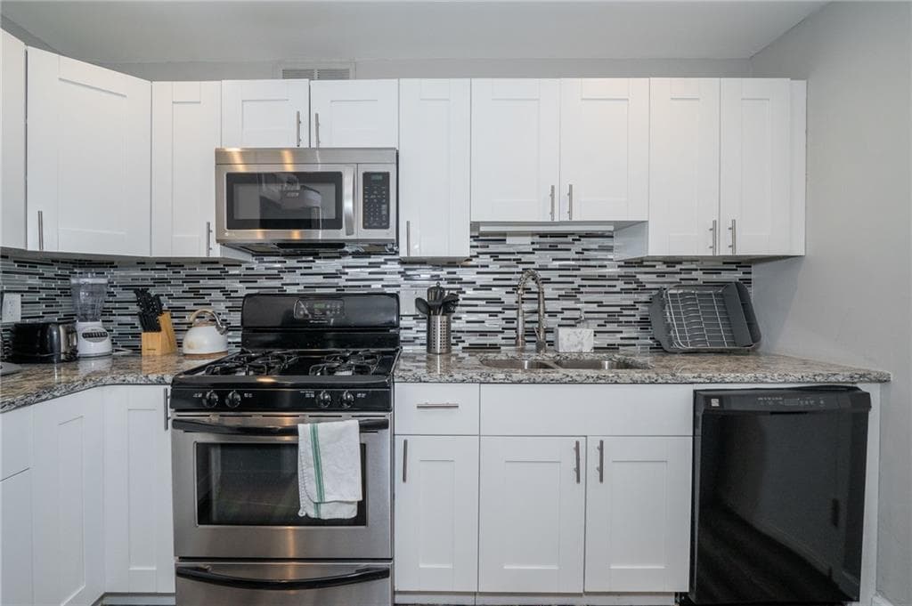 2 bedroom, 1 bathroom, 850 sq ft condominium for sale at 215 Piedmont Avenue 2108, Atlanta, GA 30308 — photo 7
