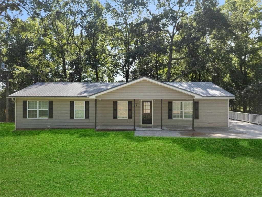 214 CEDAR Drive, Commerce, GA 30529 — most recent listing photo