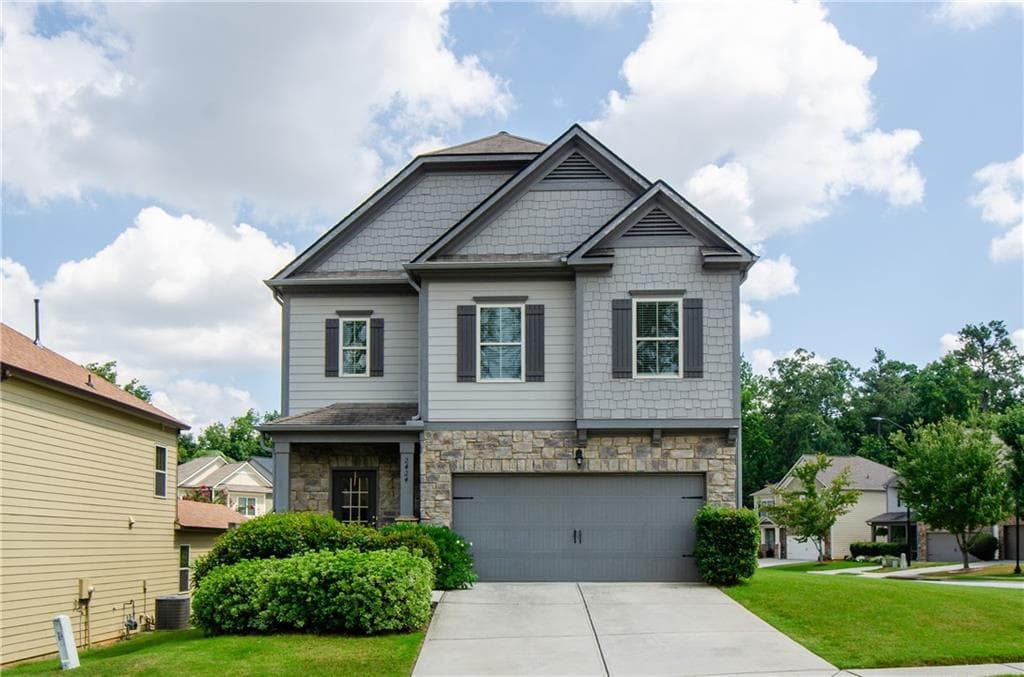 5 bedroom, 3 bathroom, 3,090 sq ft single family residence sold at 2424 Saint Andrews Ridge, Atlanta, GA 30337