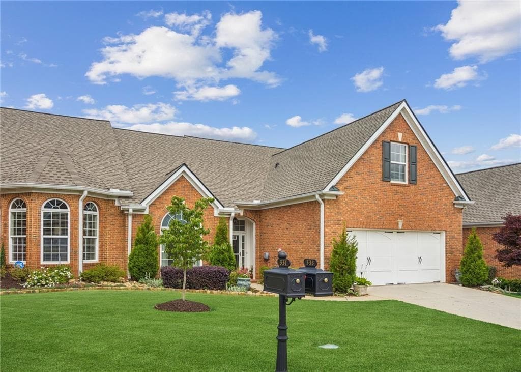 3 bedroom, 3 bathroom, 2,057 sq ft townhouse sold at 333 Lauren Lane, Woodstock, GA 30188