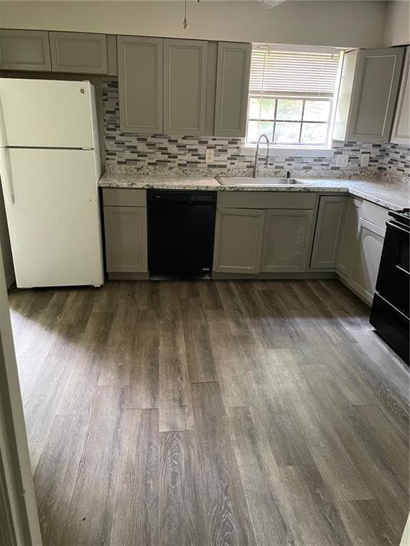 3 bedroom, 4 bathroom, 1,702 sq ft townhouse for sale at 6354 Shannon Parkway 12F, Union City, GA 30291 — photo 7