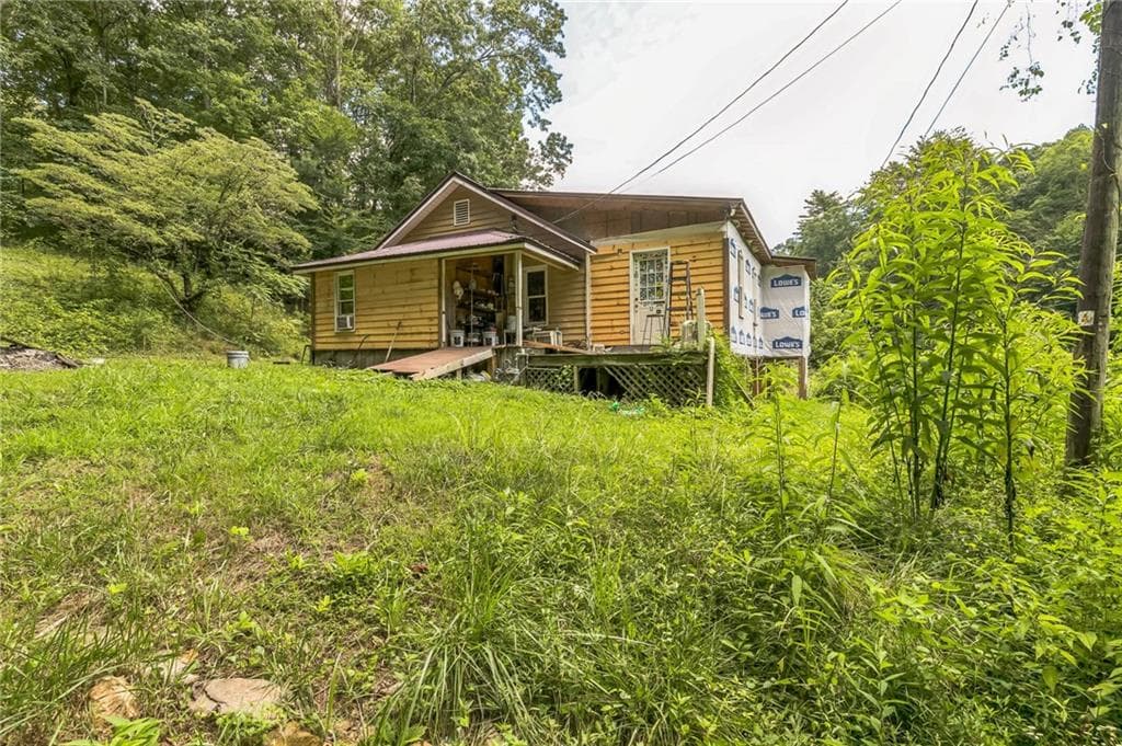 122 Walker Valley Lane, Ellijay, GA 30540 — most recent listing photo