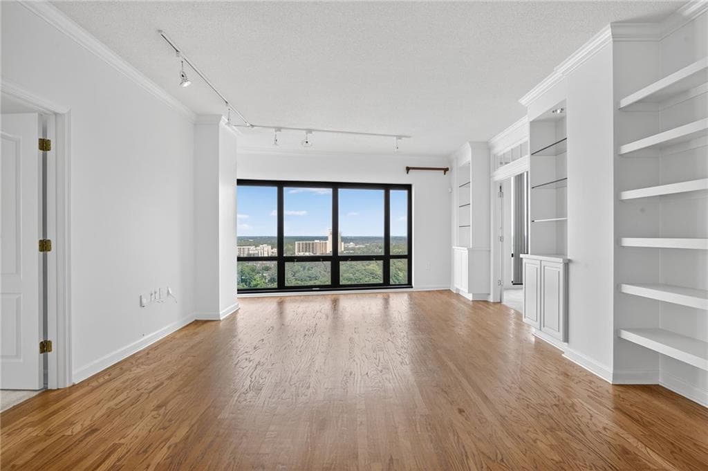 3475 Oak Valley Road 2350, Atlanta, GA 30326 — most recent listing photo