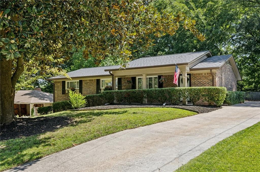2624 Cove Circle, Brookhaven, GA 30319 — most recent listing photo