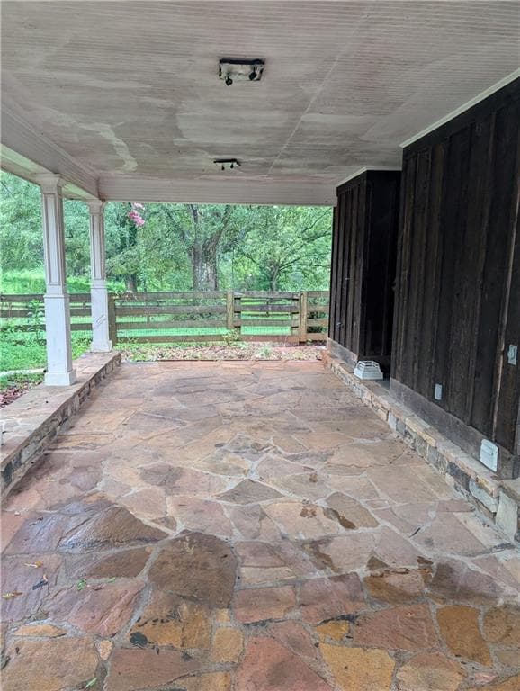 2 bedroom, 2 bathroom single family residence under contract at 5729 Jim Crow Road, Flowery Branch, GA 30542 — photo 5