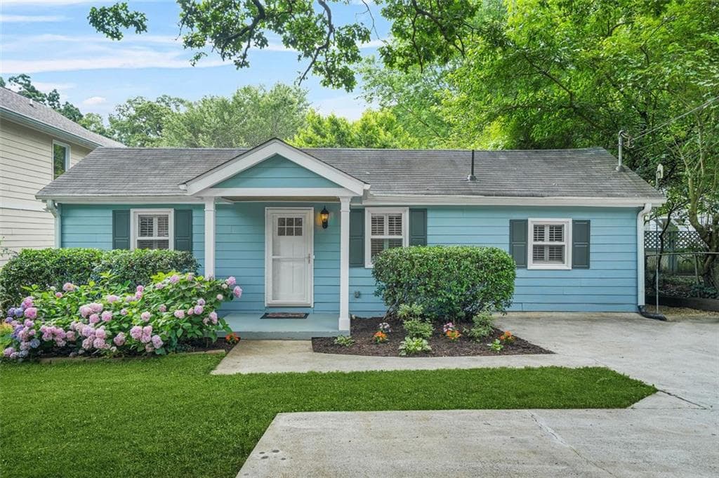 3 bedroom, 2 bathroom, 1,304 sq ft single family residence sold at 877 MCLENDON Drive, Scottdale, GA 30079