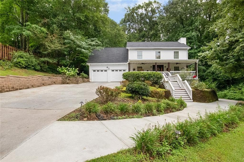 4 bedroom, 5 bathroom, 4,196 sq ft single family residence sold at 516 Philadelphia Lane, Woodstock, GA 30189