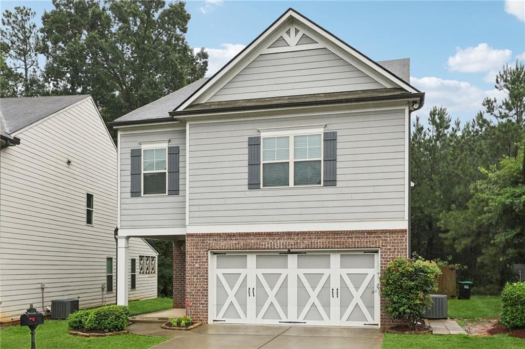 4 bedroom, 3 bathroom, 2,390 sq ft single family residence sold at 2085 Black Pebble Circle, Buford, GA 30519
