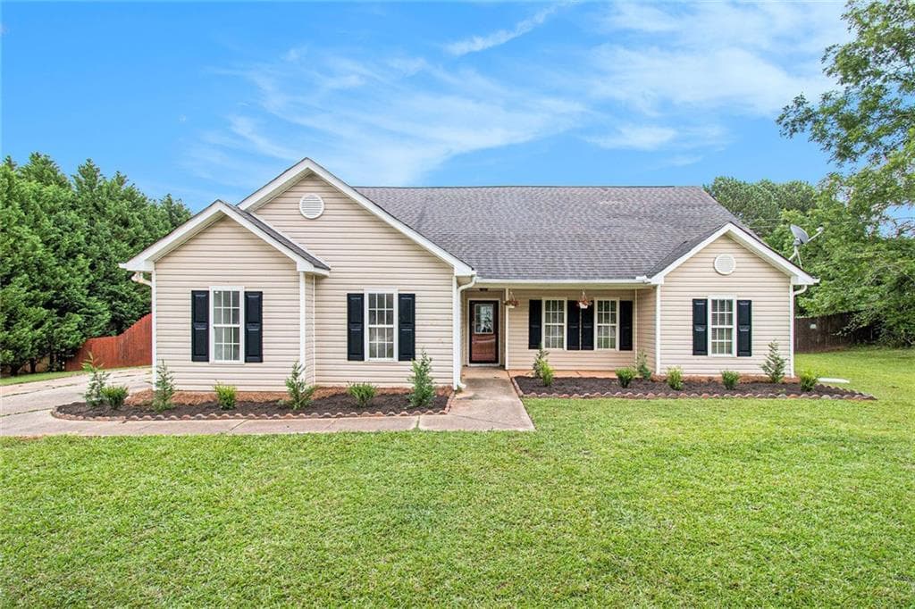 215 Nina Circle, Locust Grove, GA 30248 — most recent listing photo