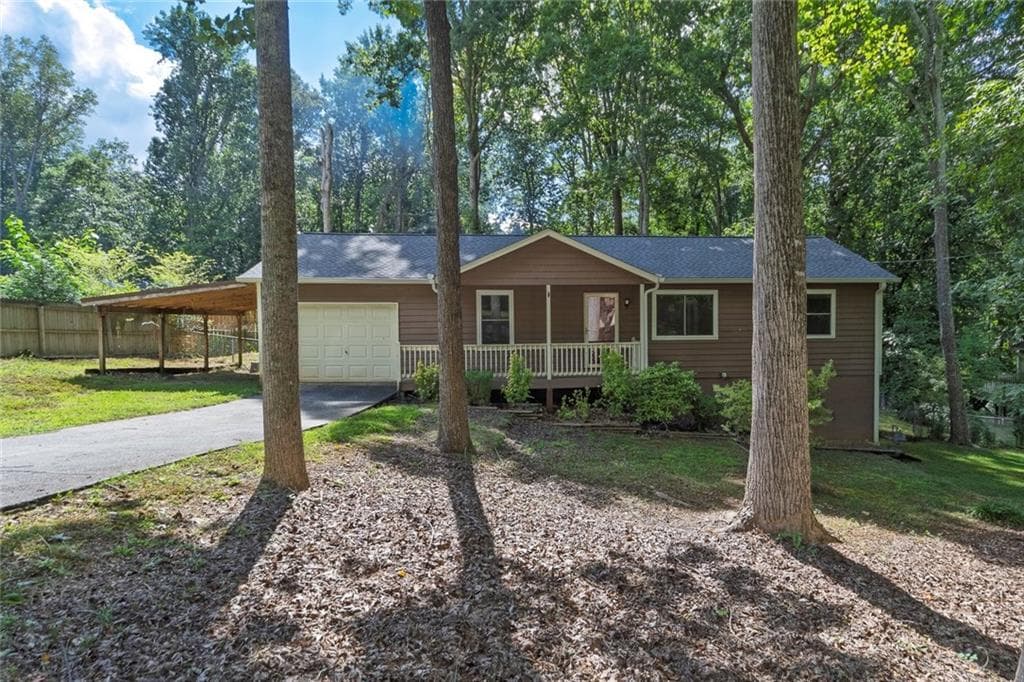5509 Arrowhead Drive, Acworth, GA 30102 — most recent listing photo