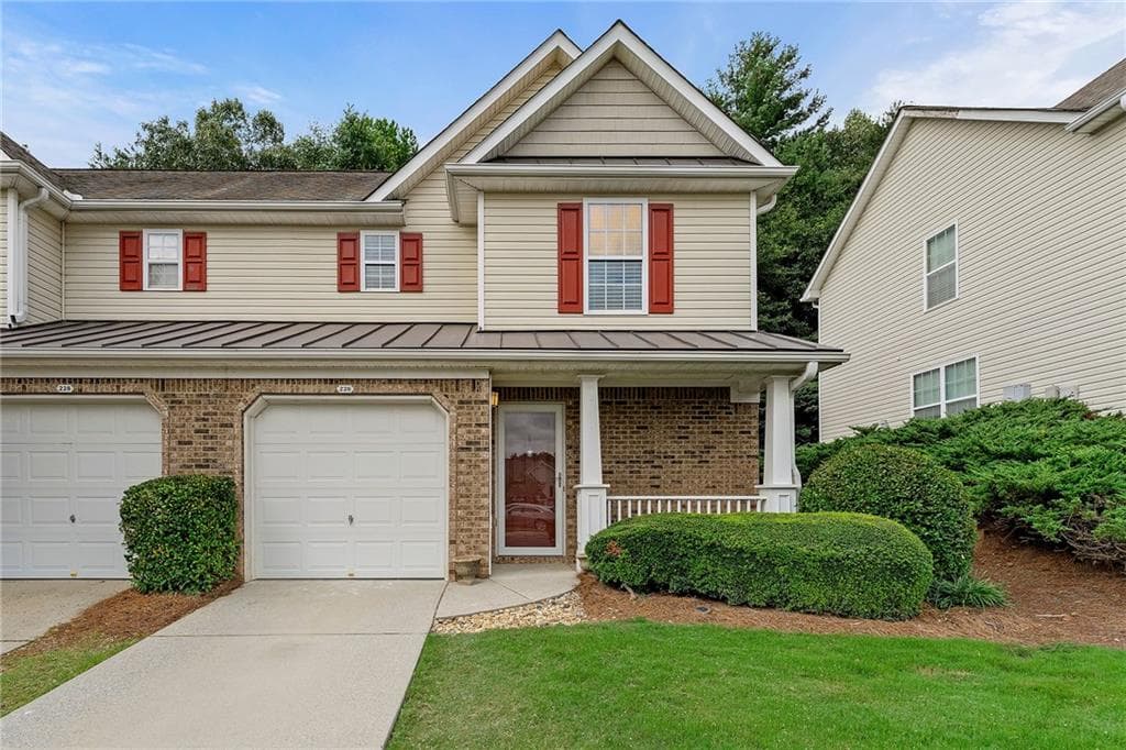 226 Fox Creek Boulevard, Woodstock, GA 30188 — most recent listing photo