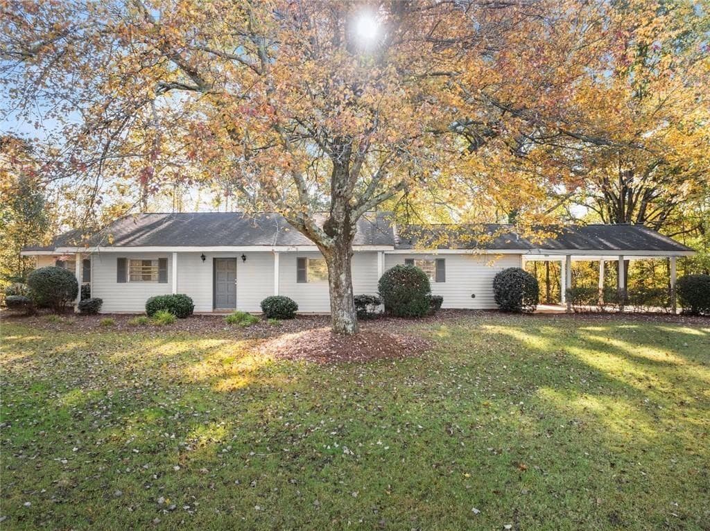3724 Clarks Bridge Road, Gainesville, GA 30506 — most recent listing photo