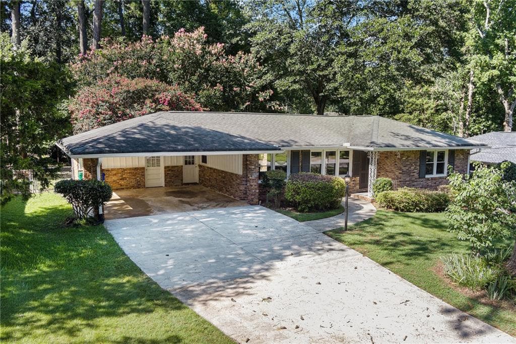 4216 Fontana Court, Tucker, GA 30084 — most recent listing photo