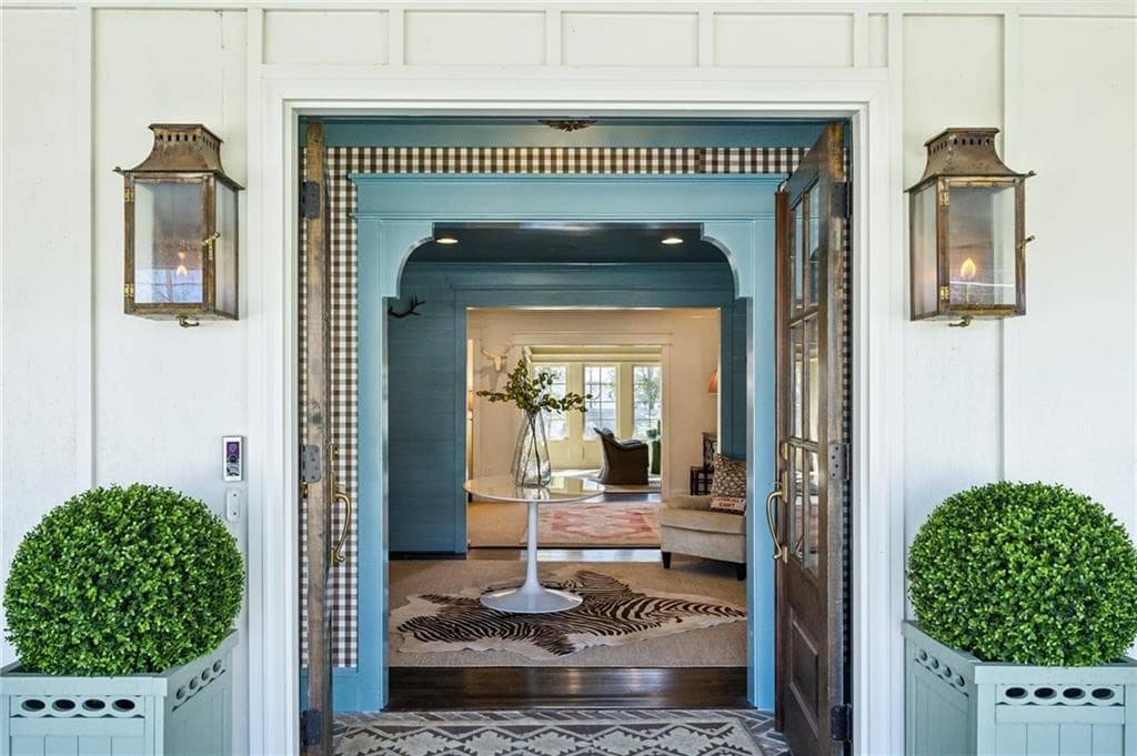 4 bedroom, 4 bathroom, 2,411 sq ft single family residence sold at 515 Pine Forest Road, Atlanta, GA 30342