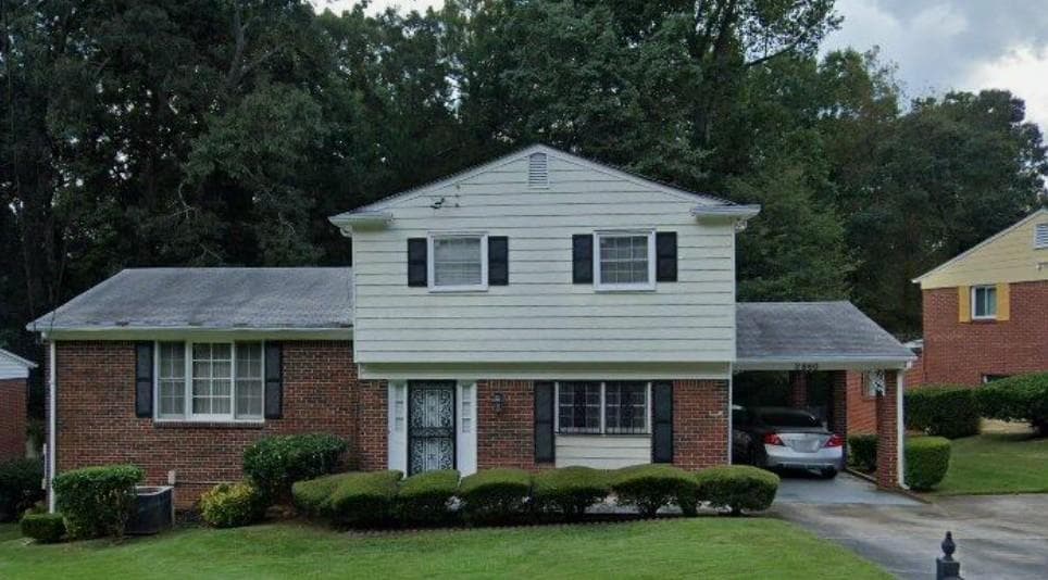 3 bedroom, 3 bathroom, 1,923 sq ft single family residence sold at 2860 Eleanor Terrace, Atlanta, GA 30318