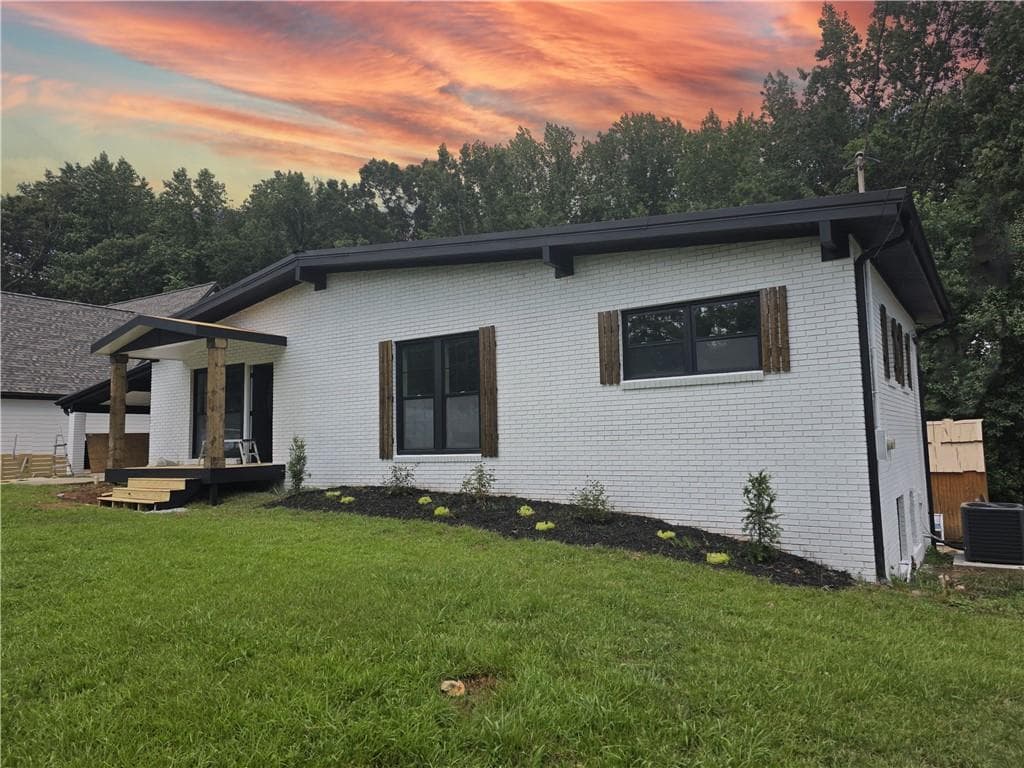 4547 Duncan Drive, Sugar Hill, GA 30518 — most recent listing photo