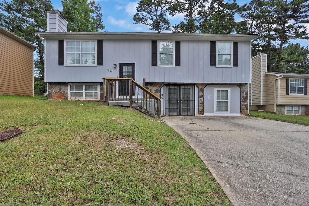 5598 Emerald Glen, Stone Mountain, GA 30088 — most recent listing photo