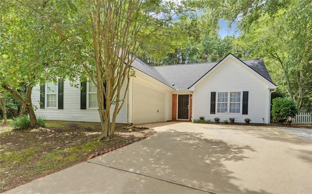 251 Arden Oaks Place, Suwanee, GA 30024 — most recent listing photo