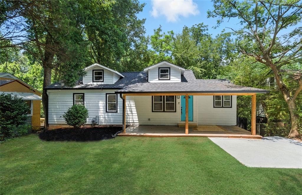 5 bedroom, 3 bathroom, 2,035 sq ft single family residence sold at 184 MEADOR Way, Atlanta, GA 30315
