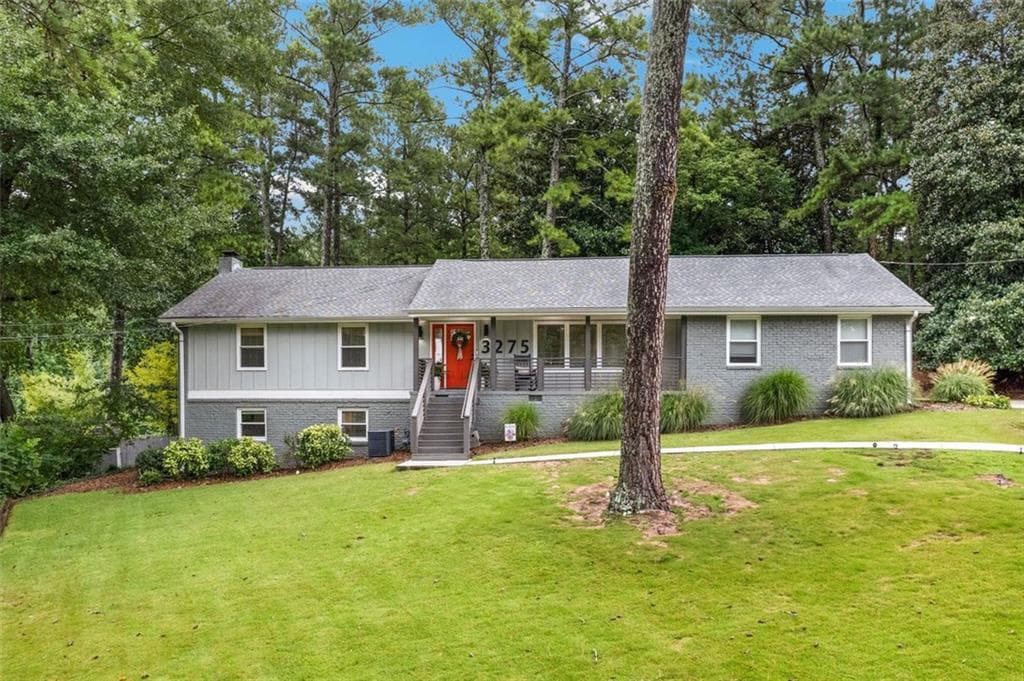 3 bedroom, 2 bathroom, 2,293 sq ft single family residence sold at 3275 Leslie Court, Atlanta, GA 30345