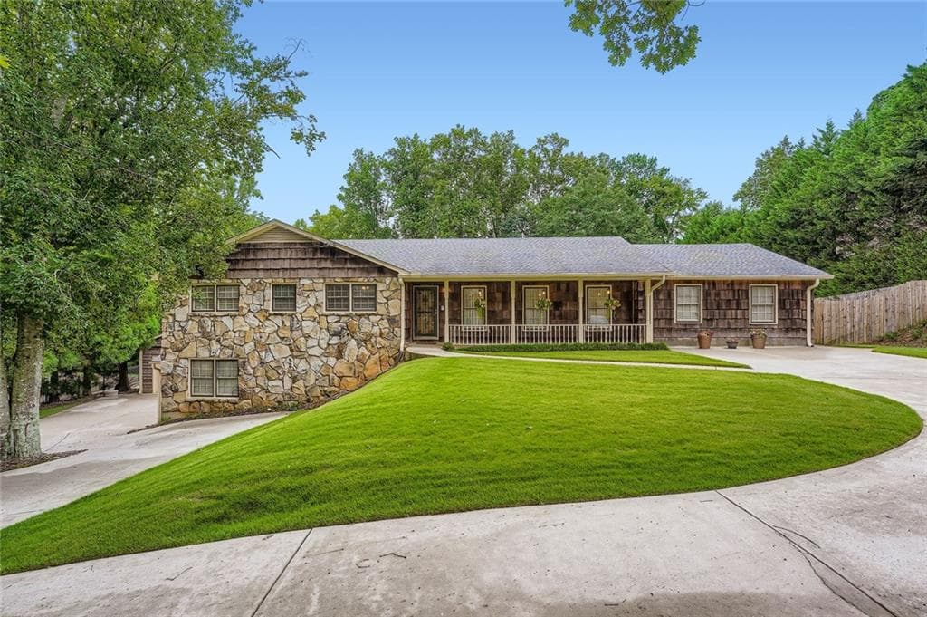 3290 Sewell Mill Road, Marietta, GA 30062 — most recent listing photo