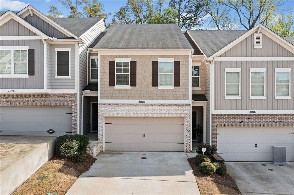 3 bedroom, 3 bathroom, 1,710 sq ft townhouse sold at 3016 Creekside Overlook Way, Austell, GA 30168