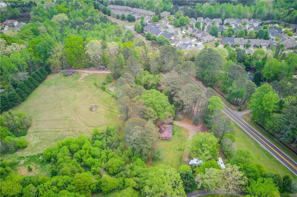 3 bedroom, 2 bathroom single family residence for sale at 5692 Castleberry Road, Cumming, GA 30040 — photo 9