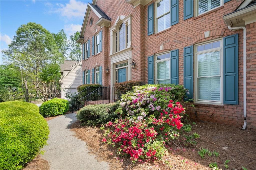 535 Woodbrook Way, Lawrenceville, GA 30043 — most recent listing photo