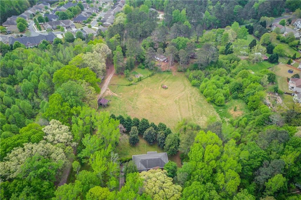 3 bedroom, 3 bathroom single family residence for sale at 5702 Castleberry Road, Cumming, GA 30040 — photo 8