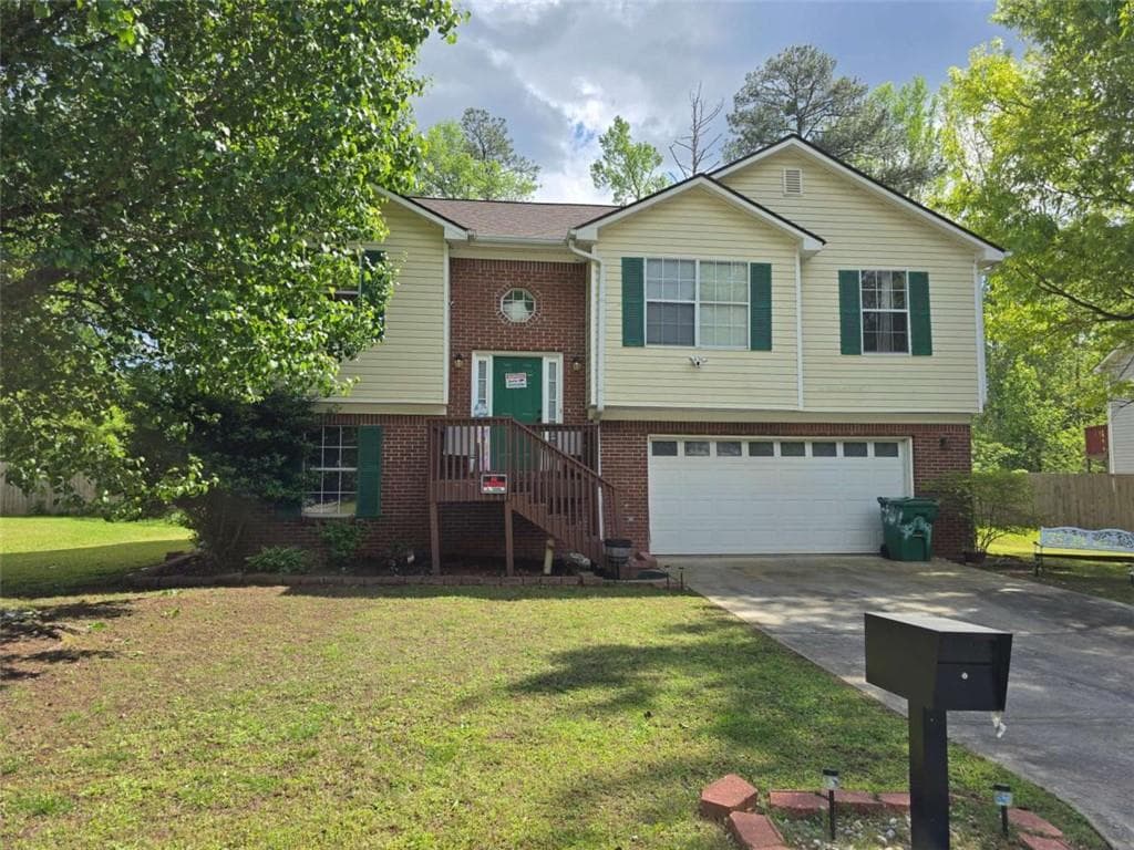 4 bedroom, 3 bathroom, 1,957 sq ft single family residence sold at 4379 Cross Lane, Decatur, GA 30035
