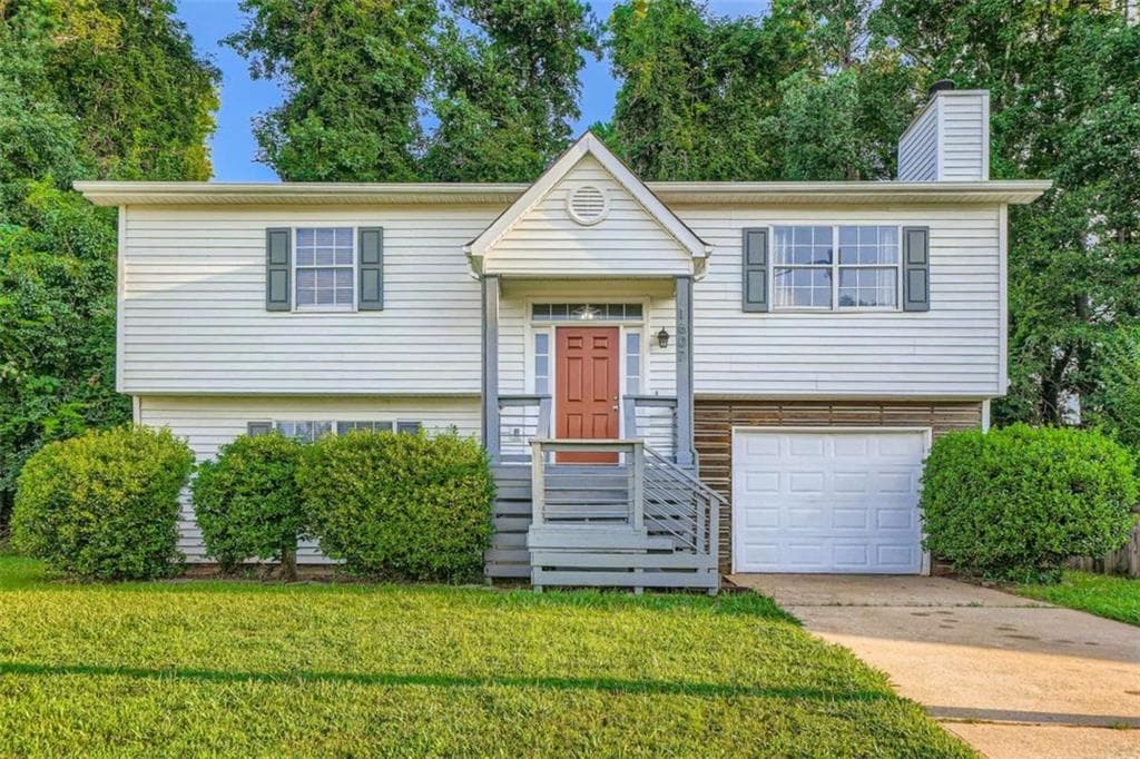 4 bedroom, 3 bathroom, 1,846 sq ft single family residence sold at 1607 Sweetgum Hill, Decatur, GA 30032