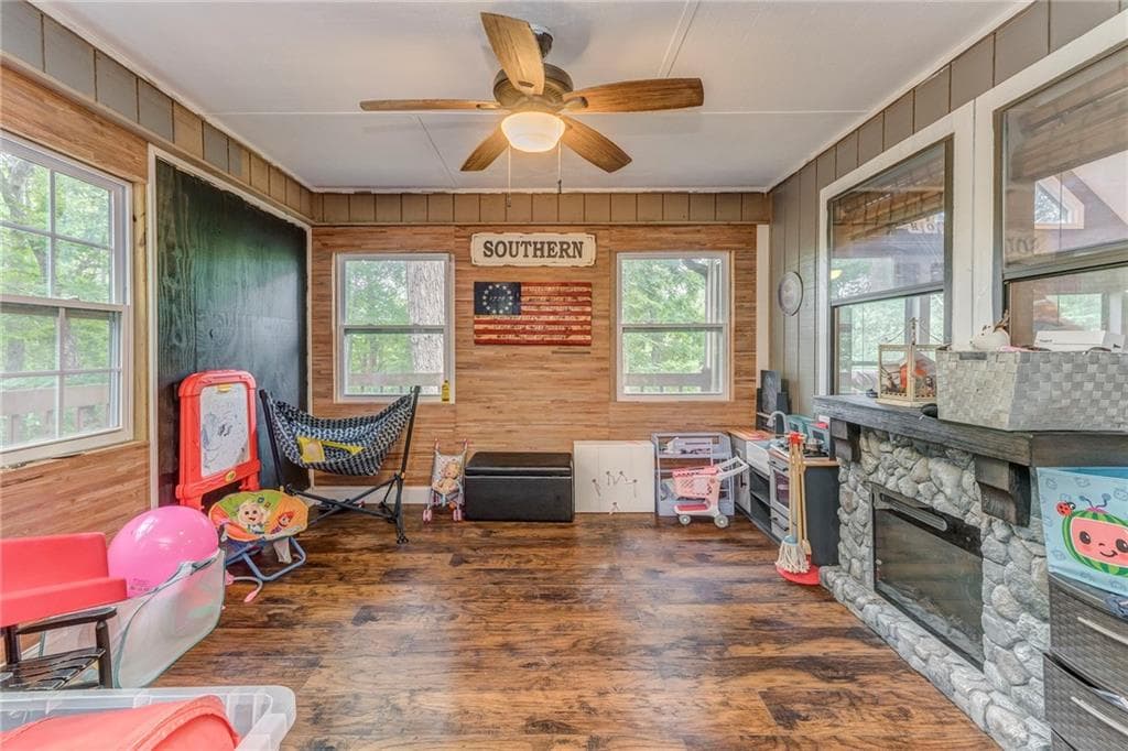 3 bedroom, 2 bathroom, 1,528 sq ft single family residence for sale at 264 Fox Den Circle, Jasper, GA 30143 — photo 6