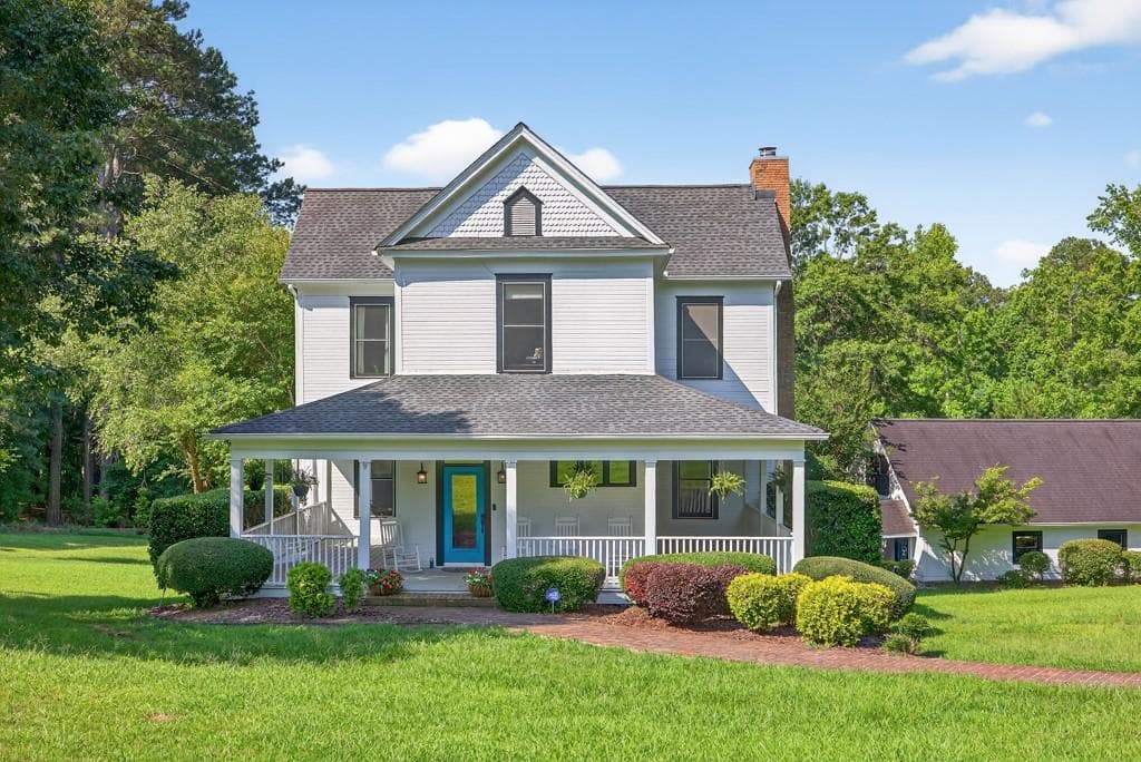 5 bedroom, 5 bathroom, 6,176 sq ft single family residence sold at 1768 Hood Road, Dacula, GA 30019