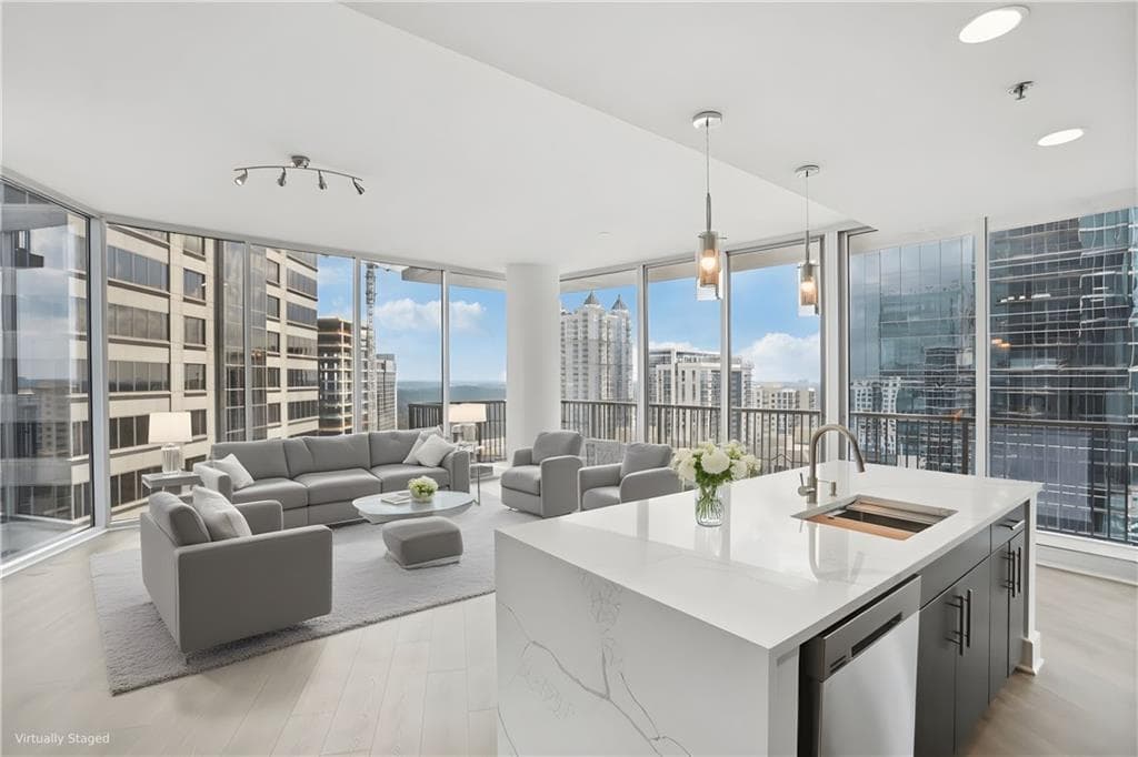 2 bedroom, 3 bathroom, 1,505 sq ft condominium sold at 1080 Peachtree Street 2003, Atlanta, GA 30309