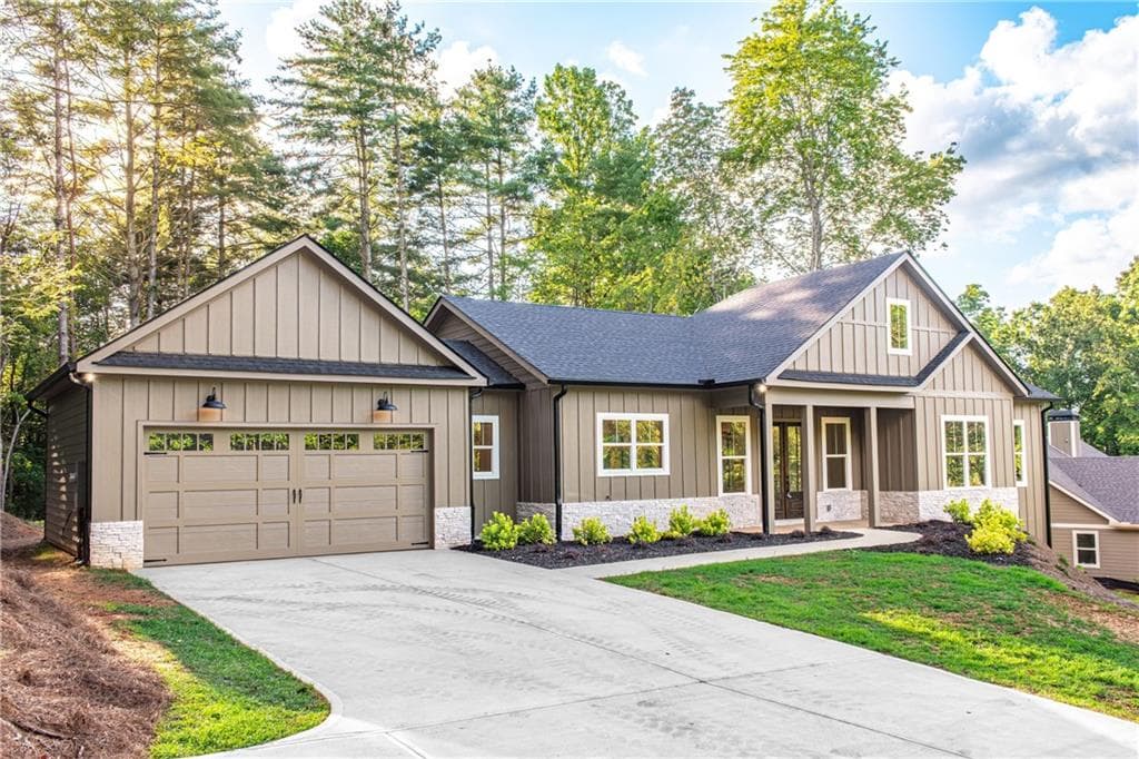 150 Red Maple Lane, Blairsville, GA 30512 — most recent listing photo