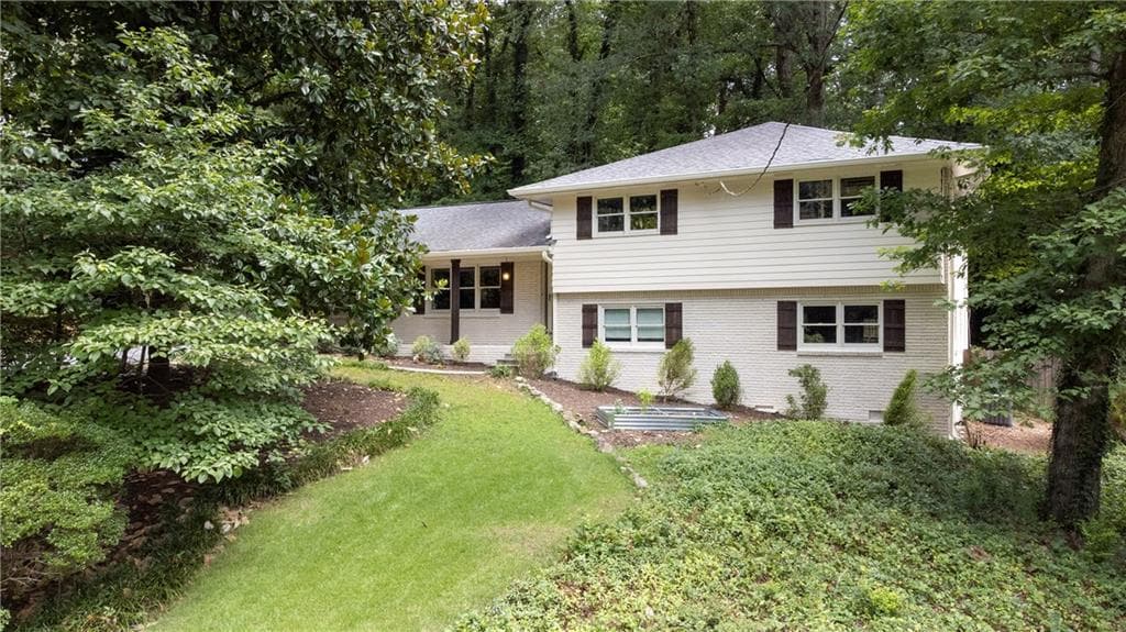 205 Glencourtney Drive, Sandy Springs, GA 30328 — most recent listing photo