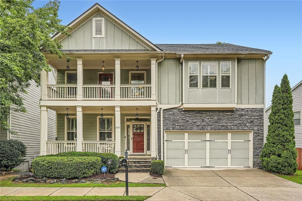 6 bedroom, 4 bathroom, 4,000 sq ft single family residence sold at 2072 Hatteras Way, Atlanta, GA 30318