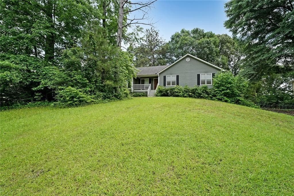 3 bedroom, 2 bathroom, 1,475 sq ft single family residence sold at 251 Lambeth Drive, Hiram, GA 30141