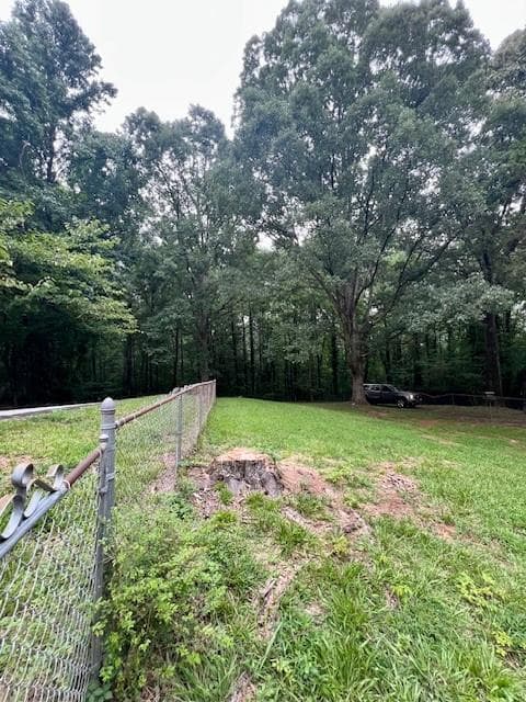 2 bedroom, 1 bathroom single family residence under contract at 660 Hickory + 3 contiguous lot parcels Trail, Mableton, GA 30126 — photo 9