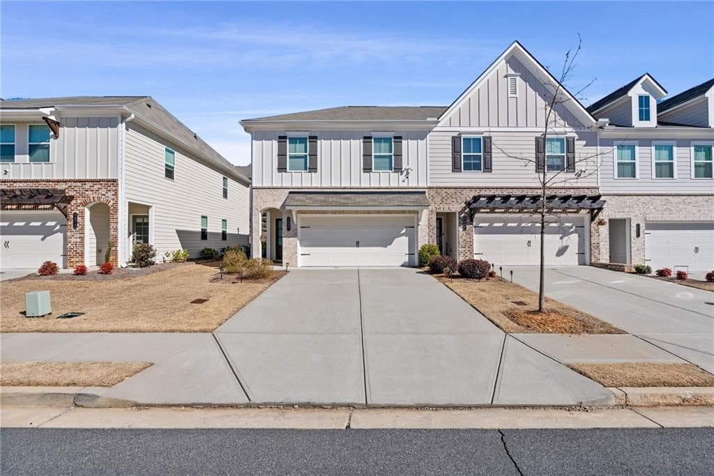 2881 Grandin Way, Marietta, GA 30008 — most recent listing photo
