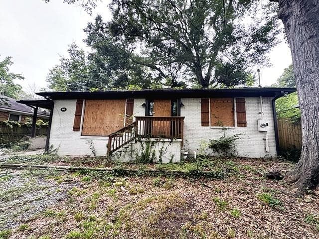 2 bedroom, 1 bathroom, 1,080 sq ft single family residence sold at 1044 Moreland Drive, Atlanta, GA 30315