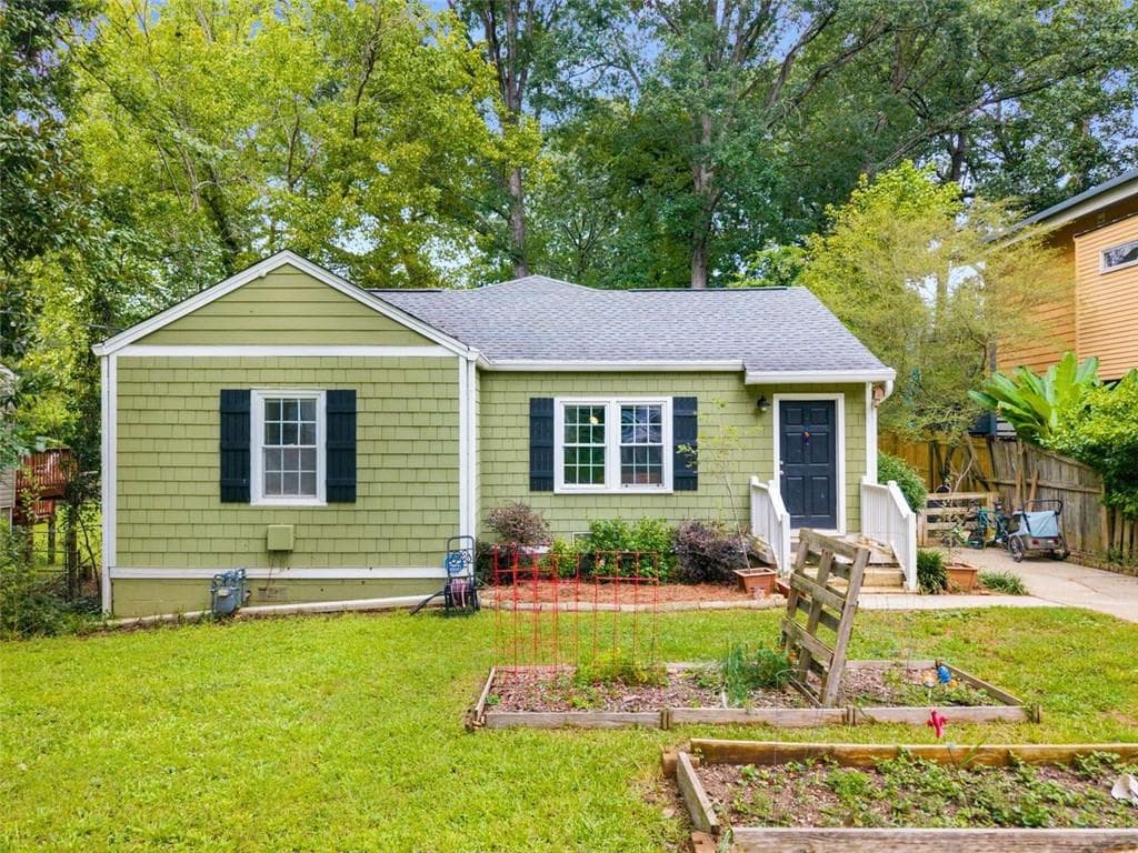 3 bedroom, 2 bathroom, 1,300 sq ft single family residence sold at 1904 Lomita Road, Atlanta, GA 30316