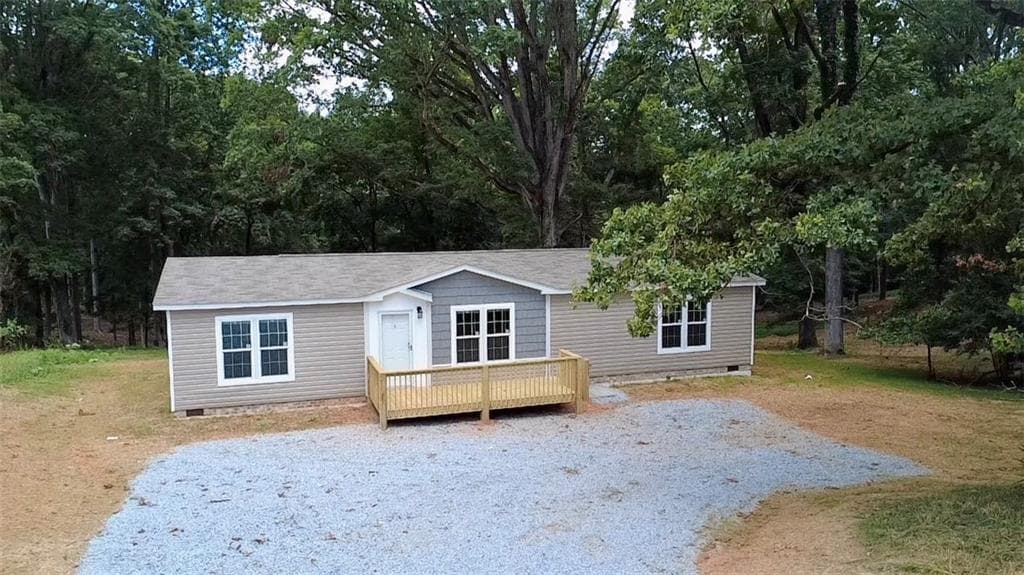 8671 Pea Ridge Road, Cornelia, GA 30531 — most recent listing photo