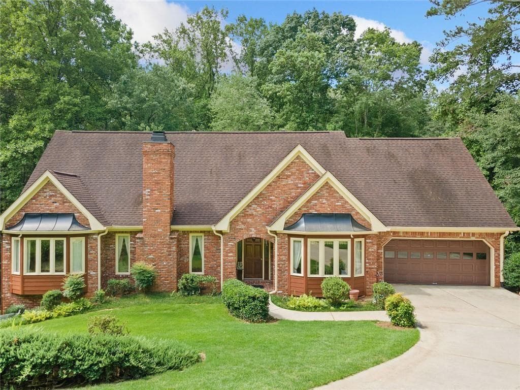 3436 Laurelwood Court, Roswell, GA 30075 — most recent listing photo