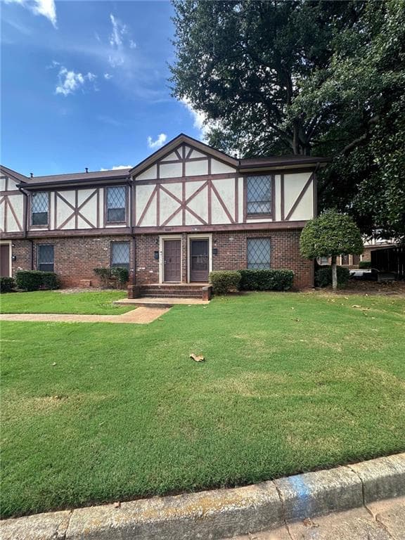 2 bedroom, 2 bathroom, 1,254 sq ft condominium for sale at 3241 Abbeywood Drive, Decatur, GA 30034